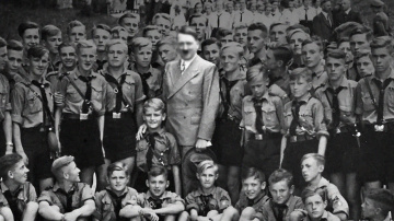 А де ж ворог? Література війни: уривок із книжки «Школа для варварів» Еріки Манн