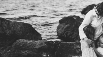 «Вона більше не розуміє, куди йти — уперед чи назад»: уривок із книжки Рошін О'Доннелл «Гніздо» «Вона більше не розуміє, куди йти — уперед чи назад»: уривок із книжки Рошін О'Доннелл «Гніздо»